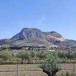 Nyaraló Akrokorinthos View Family House - 3br - Terrace - Mountain View Near Ancient Corinth