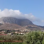 Akrokorinthos View Family House - 3br - Terrace - Mountain View Near Ancient * Corinth