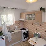 בית נופש Akrokorinthos View Family House - 3br - Terrace - Mountain View Near Ancient *