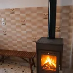 Akrokorinthos View Family House - 3br - Terrace - Mountain View Near Ancient