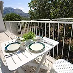 Akrokorinthos View Family House - 3br - Terrace - Mountain View Near Ancient * Corinth