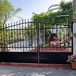 בית נופש Akrokorinthos View Family House - 3br - Terrace - Mountain View Near Ancient *