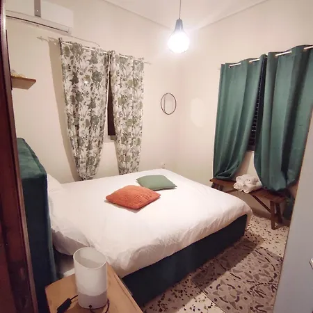 Akrokorinthos View House بيت للعطل *