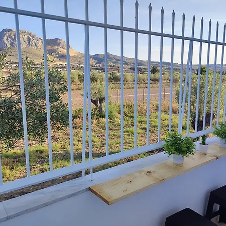 Akrokorinthos View House *