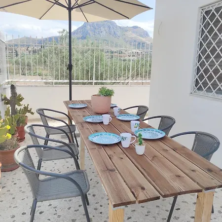 Akrokorinthos View House