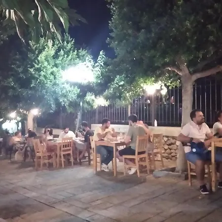 Akrokorinthos View Family House - 3br - Terrace - Mountain View Near Ancient * Corinth