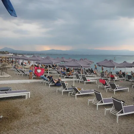 بيت للعطل Akrokorinthos View House