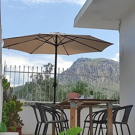Akrokorinthos View - 3 Bedroom Holiday home *