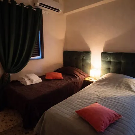 Akrokorinthos View Family House - 3br - Terrace - Mountain View Near Ancient Holiday home