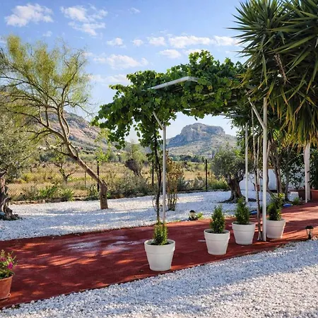 Akrokorinthos View Family House - 3br - Terrace - Mountain View Near Ancient Holiday home *