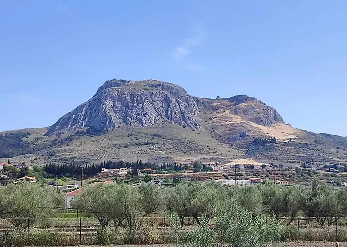 Σπίτι διακοπών Akrokorinthos View - 3 Bedroom Corinth