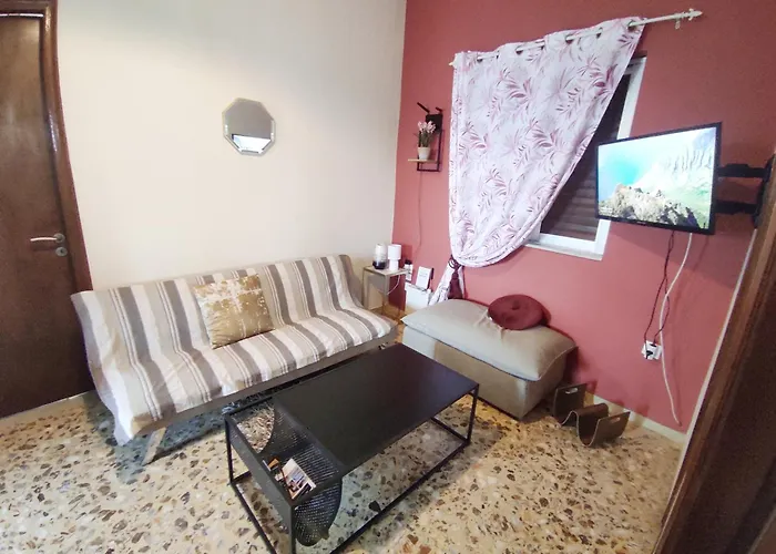 펜션 Akrokorinthos View Family House - 3Br - Terrace - Mountain View Near Ancient Corinth Corinth