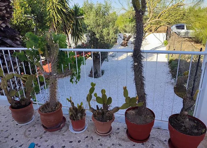 Akrokorinthos View Family House - 3Br - Terrace - Mountain View Near Ancient Corinth *