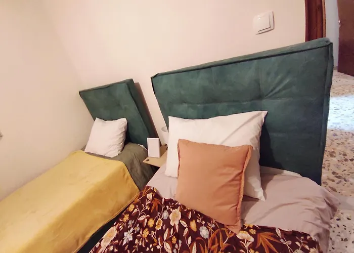 Akrokorinthos View Family House - 3Br - Terrace - Mountain View Near Ancient Corinth 펜션