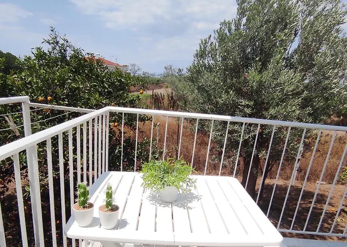 Akrokorinthos View - 3 Bedroom *