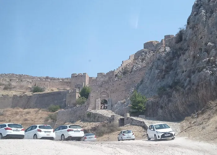 Akrokorinthos View - 3 Bedroom Corinth