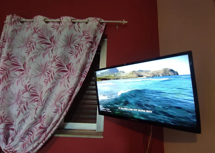 Akrokorinthos View Family House - 3Br - Terrace - Mountain View Near Ancient Corinth Corinth