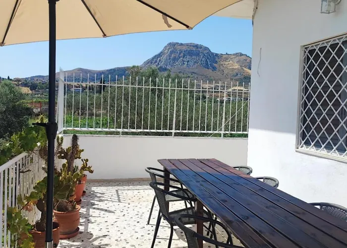 Akrokorinthos View - 3 Bedroom Σπίτι διακοπών