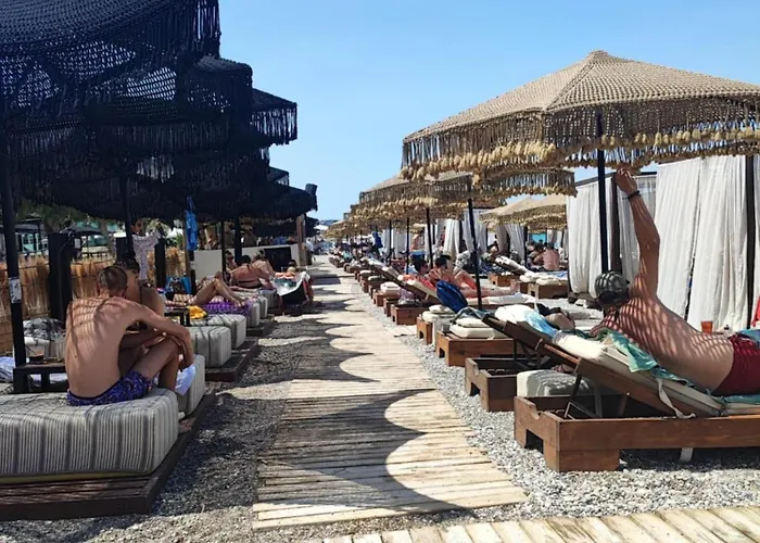 Akrokorinthos View Family House - 3Br - Terrace - Mountain View Near Ancient Corinth 펜션